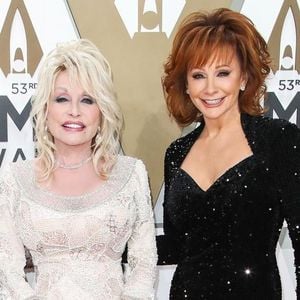 Dolly Parton Shuts Down Death Rumors With Humor