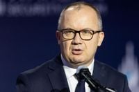 Adam Bodnar ewakuowany podczas ataku na Uniwersytecie Warszawskim