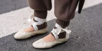 Le ballerine di tendenza per la moda Primavera 2025 da acquistare ora