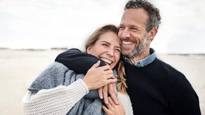 Neden Partnerinizin Sorunlarını Çözmeye Çalışmamalısınız?