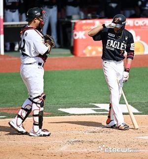 Hanwha Eagles Triumph Over KT Wiz In Season Opener