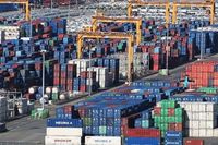 Chip surge carries South Korea’s exports past $700 billion for 1st time - KED Global