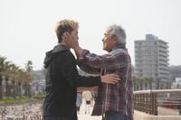 寺尾聰、松坂桃李、齋藤飛鳥『父と僕の終わらない歌』場面写！作品象徴のカットも