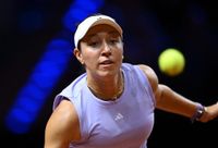 Unstoppable Jessica Pegula Thrives with Dual Coaching Team - A Winning Formula Unveiled