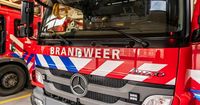 Grote brand bij voormalig restaurant De Wereldkeuken in Westzaan ‘in wijde omgeving te ruiken’