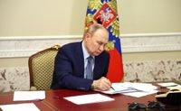 Путин подписал указ о новых правилах ношения формы для силовых структур