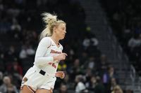Sophie Cunningham sends a direct message to Stephanie White and the Indiana Fever: Are you listening?