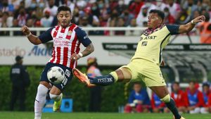 Chivas Upset América 1-0 In Clásico Nacional