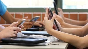 Madison Schools See Clear Benefits From Cellphone Bans