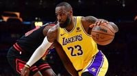 Breaking: LeBron James' Final Injury Status for Lakers-Bulls