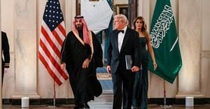 Trump Hosts Saudi Crown Prince Amid Khashoggi Furor
