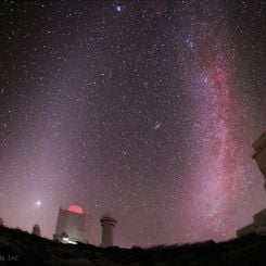 Zodiacal Light Vs. Milky Way