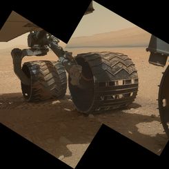  Curiosity: Wheels on Mars 