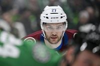 Islanders sign winger Jonathan Drouin to 2-year, $8 million contract