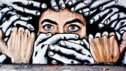 Neden İnsanlar Gerçeklik Algısını Kaybediyor Gibi Hissedebiliyor?