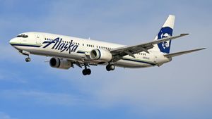 Alaska Bering Air Flight 445 Vanishes During Storm