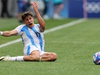 Giuliano Simeone sale a la cancha con la camiseta de Argentina: cuántos casos hay de padres e hijos que jugaron en la Selección