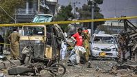 Several killed by car bomb in Pakistan