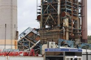 Ulsan Power Plant Collapse Leaves Five Workers Missing