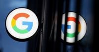U.S. judge orders Google to share search data with competitors