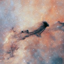 B93: Karanlık Bir Yıldızlararası Hayalet