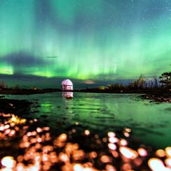  Aurora: The Frog's View 