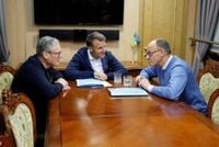 Macron, Starmer e Merz arrivati a Kiev per visita con Tusk