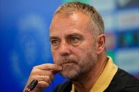 Flick confirms commitment to Barca and highlights key roles for Kounde and Fermin