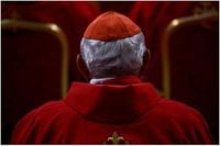 Dove vedere il Conclave in TV e streaming: la programmazione Rai, Mediaset e Tv2000 per l’elezione del Papa