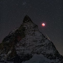 Matterhorn, Ay ve Meteor