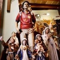 Pilgrims in Italy flock to tomb of first millennial saint