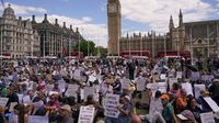London police arrest 150 as pro-Palestinian protesters defy new law