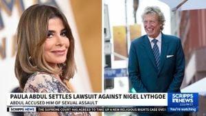 Paula Abdul Settles Lawsuit Against Nigel Lythgoe