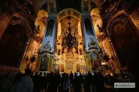 Василий Анохин поздравил смолян с праздником Светлой Пасхи