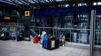 Flights affected by Heathrow fire: What Arizonans need to know
