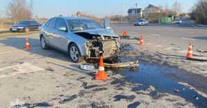 Traffic Crash Involves Three Cars In Zhidyczyn