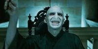'Lord Swoledemort': Ralph Fiennes' Incredible Body Transformation for Odysseus Role Goes Viral