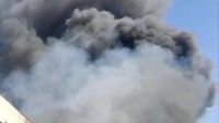 Scafati, incendio in uno stabilimento di stoccaggio rifiuti: allarme in più comuni