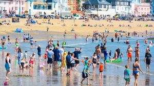 UK Faces Fourth Heatwave With Temperatures Soaring