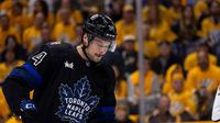 Toronto Maple Leafs battle for division title on HNIC against Predators