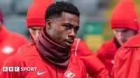 Quincy Promes extradited to the Netherlands to serve prison sentence