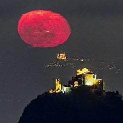 İtalya Semalarındaki Dörtlü Manzara