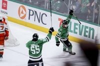 Mikael Granlund's 2nd goal pushes Stars past Ducks 4-3 in overtime