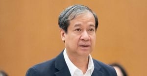 Can Tho University Faces Questions On Staffing And Standards