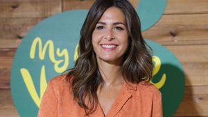 Nuria Roca's Stylish Fall Fashion Tips