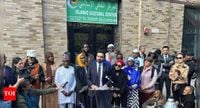 ‘After 9/11, my aunt did not feel safe in her hijab’: Zohran Mamdani speaks to New York Muslims; JD Vance reacts | World News - The Times of India
