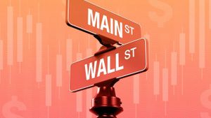 Wall Street Volatility Sparks New Investment Strategies