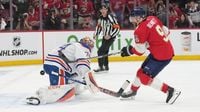 Panthers rout Oilers to take lead in Stanley Cup Final: Highlights from Game 3
