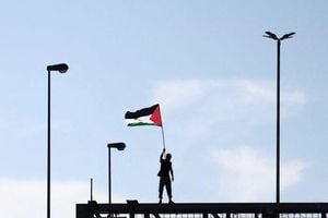 Israel And Hamas Edge Toward Hostage Deal As Tensions Rise