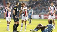 Heeft scheidsrechter Marc Nagtegaal drie penalty’s gemist tijdens Willem II - Ajax? | Voetbalzone